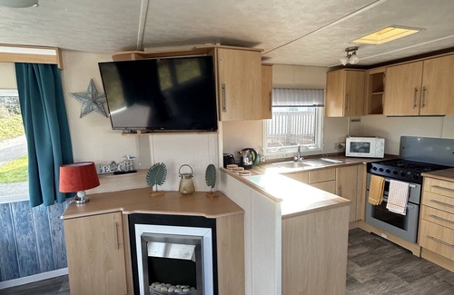 White Cross House | Quiet and calm family fun minutes from Newquay