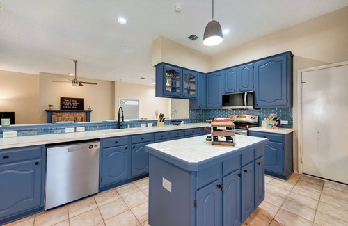 Lewisville House | Quiet and calm neighborhood