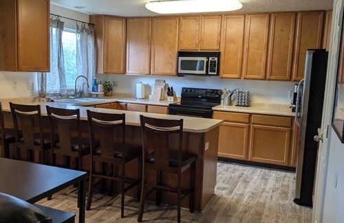 North Salt Lake House | Quiet and comfortable home near SLC and ski resorts