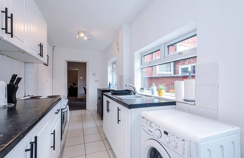 Latchford House | Quiet and Comfortable Home