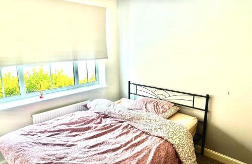 Congerstone House | Quiet and Comfortable Double guest room