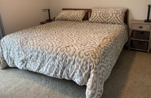 Southeast Boise House | Quiet and convenient East Boise townhouse - 7 min from downtown