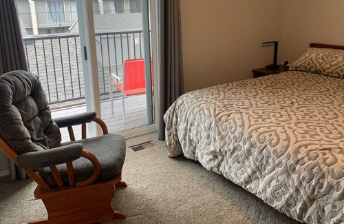 Southeast Boise House | Quiet and convenient East Boise townhouse - 7 min from downtown