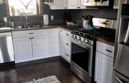 Taos Other | Quiet and cozy country home with mountain views in every direction. Sleeps 6