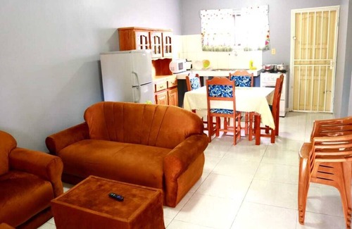 Suriname House | Quiet and family friendly apartment ideal for family with children and groups