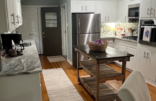 Batesville House | Quiet and peaceful retreat in Batesville, MS