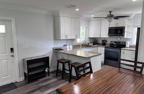 Fort Pierce House | Quiet and Secluded. Breakfast Included,