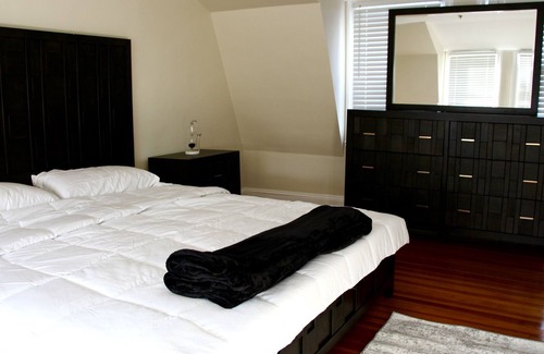 Malden Condo | Quiet and spacious 2 floor-3 bedroom condo