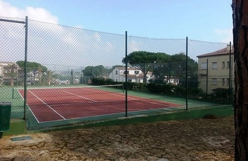 Calella de Palafrugell Apartment | Quiet apartment with sea views and communal pool 600m from the beach