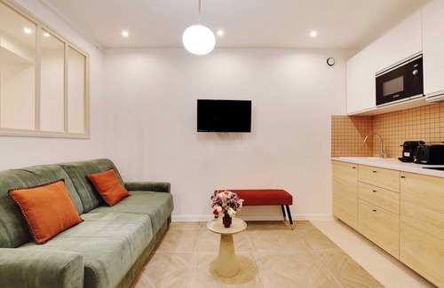 Strasbourg -Saint-Denis Apartment | Quiet apartment - 1BR/4P - Porte Saint-Denis