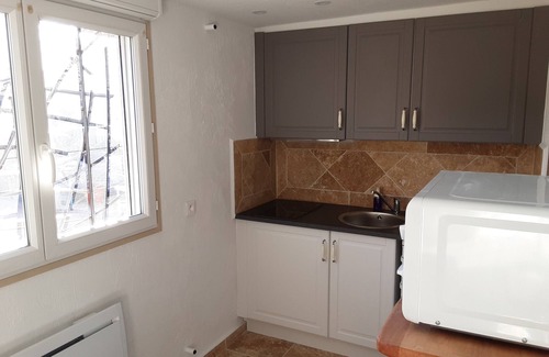 La Foux Apartment | Quiet apartment with beautiful terrace