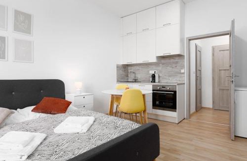 Prague 4 Apartment | Quiet apartment with kitchen near the metro