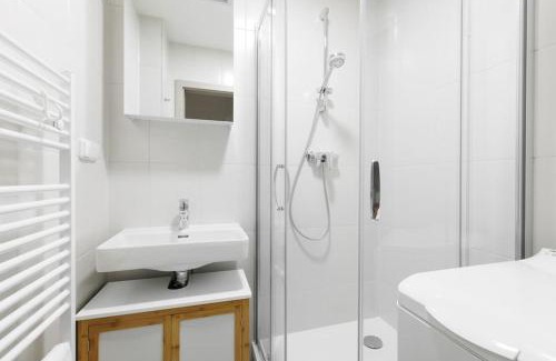 Prague 4 Apartment | Quiet apartment with kitchen near the metro