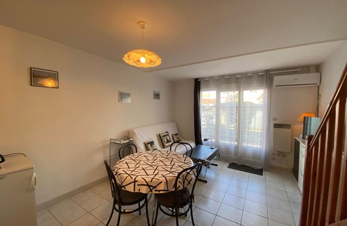 Fouras Apartment | Quiet Area Near Beach – Cosy Duplex with Parking