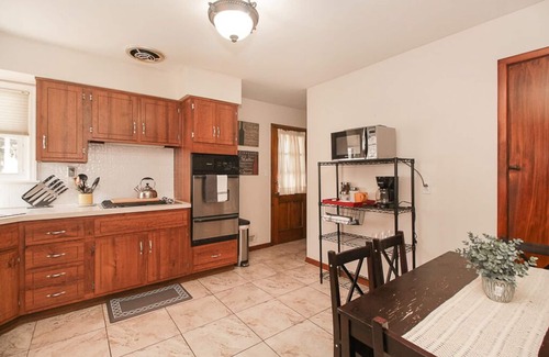 Fairview Park House | Quiet Area ★ Pool Table ★ Fenced Yard ★ Near Hospital & Airport