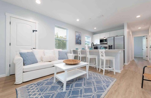 Neptune Beach Apartment | Quiet beach oasis, walk to the beach!