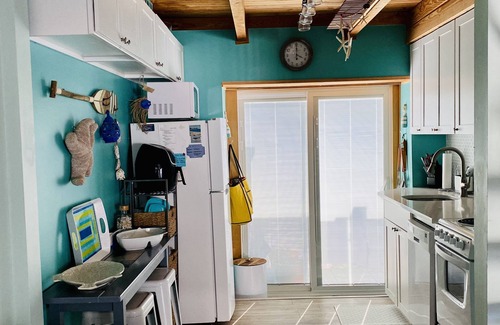 Dodds Addition Condo | Quiet Beach Retreat
