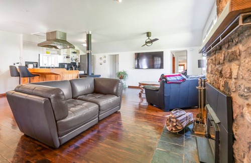 Fort Erie Cabin | Quiet cabin 12 minutes from Crystal Beach - enjoy the beach, not the crowds!