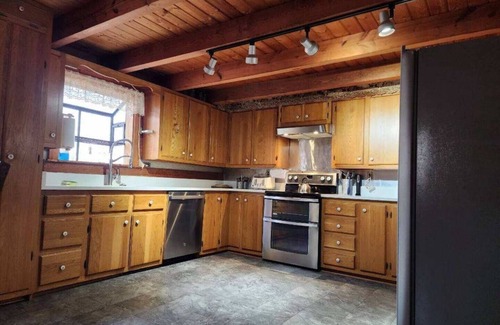 Barium Springs Cabin | Quiet Cabin Near Mooresville, NC