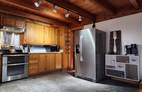 Barium Springs Cabin | Quiet Cabin Near Mooresville, NC