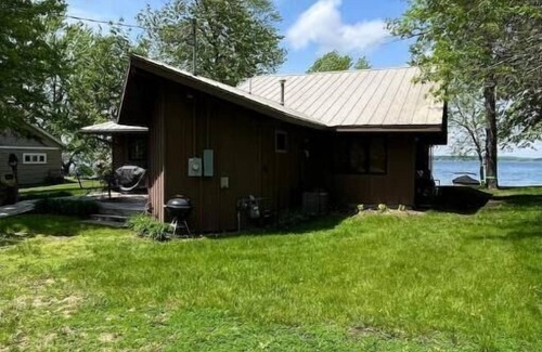 Glenwood Cabin | Quiet cabin on Lake Minnewaska - perfect for a family escape.