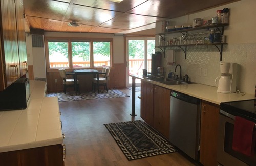 Gunnison House | Quiet Cabin on the Gunnison River ~ Pet Friendly ~ Fishing Access. Close to town