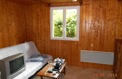 La Roche-sur-Foron Ski Chalet | Quiet chalet (pets welcome)