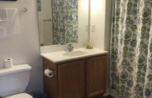 Sierra Vista House | QUIET, CLEAN & CONVENIENT LOCATION