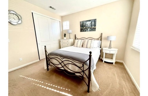 Nut Tree House | Quiet, clean one bedroom in spacious home.