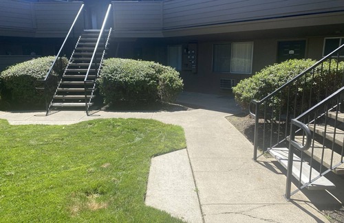 Cirby Side Apartment | Quiet & Clean Unit Near Casino, Shopping and Fun!