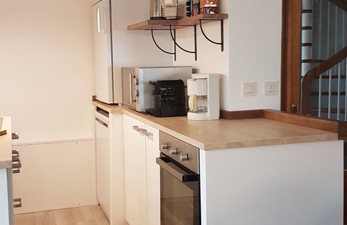 Saint-Laurent-de-Gosse Apartment | Quiet country setting, duplex apartment in renovated farmhouse