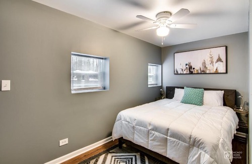 West Town Apartment | Quiet Comfort in the Big City, Just Steps to the Blue Line apts