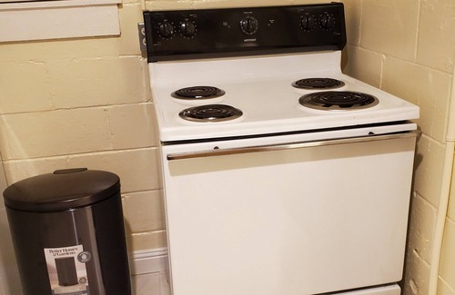 Macon House | Quiet convenience #2