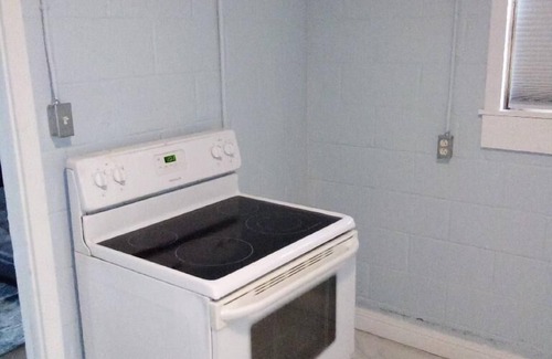 Macon House | Quiet convenience