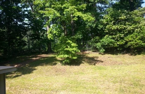 Stone Mountain House | Quiet & Convenient