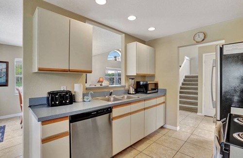 Bridgewater Crossing House | Quiet, corner lot home, smart TV in all bedrooms, heatable Pool & Hot Tub
