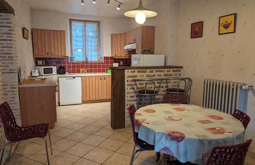 Meung-sur-Loire Cottage | Quiet cottage near Meung-sur-Loire with garden and terrace
