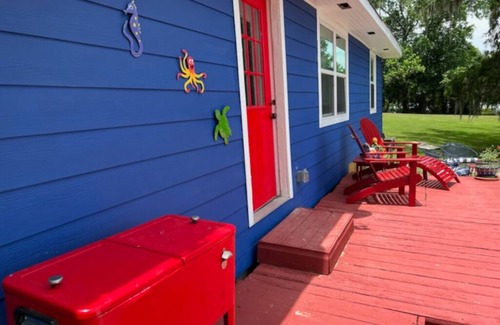 Pointblank Cottage | Quiet cottage on the water at Lake Livingston