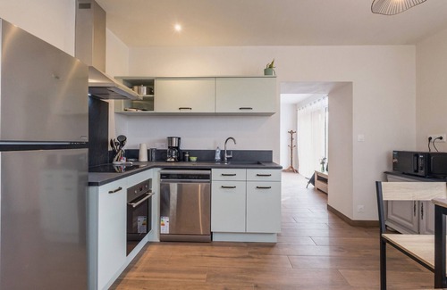 Nort-sur-Erdre Cottage | Quiet cottage with terrace, near Nantes