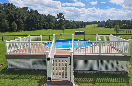 Williston House | Quiet Country Getaway in Horse County Close to Ocala/Gainesville, Pet Friendly!