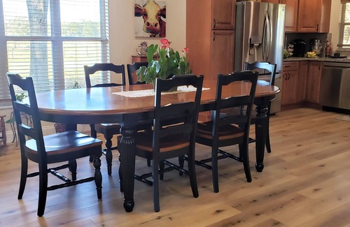 Williston House | Quiet Country Getaway in Horse County Close to Ocala/Gainesville, Pet Friendly!
