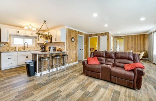 Deford House | Quiet Country Home By Shay Lake!