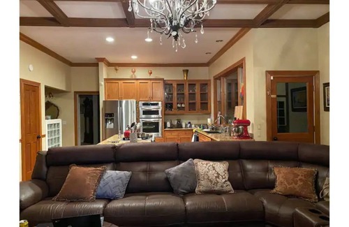 Alta Sierra House | Quiet Country home