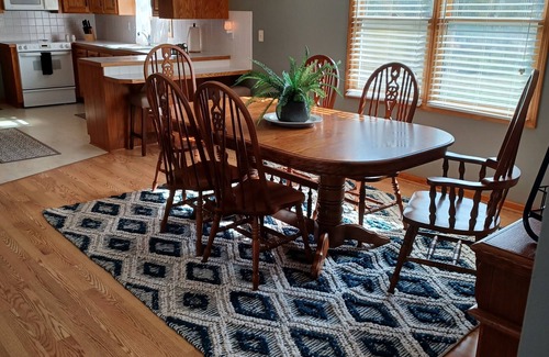 Arlington House | Quiet Country Home, Wineries, Blue Ridge Mtns, Views, Walkable Trails with Pond