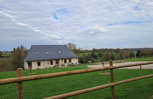 Pont-Audemer - Val de Risle Cottage | Quiet country house overlooking the valley