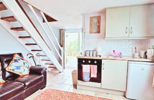 Liscannor House | Quiet country retreat close to the Cliffs of Moher!