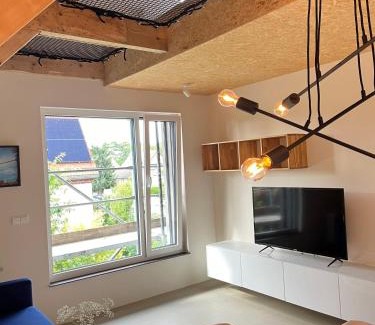 Rudow Apartment | Quiet&Cozy Apartment perfect for Groups & Families & Business trips, near BER Airport