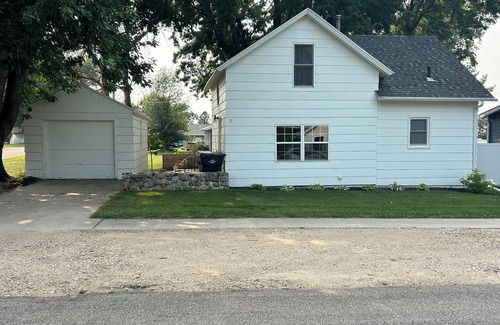 Beaver Creek House | Quiet Cozy Cottage located a few minutes off of I-90