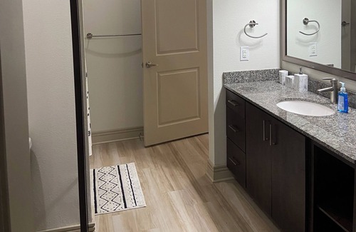 Addison Apartment | Quiet Cozy Getaway to Dallas!