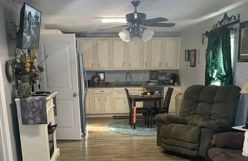 Moncks Corner Apartment | Quiet, cozy guest house!